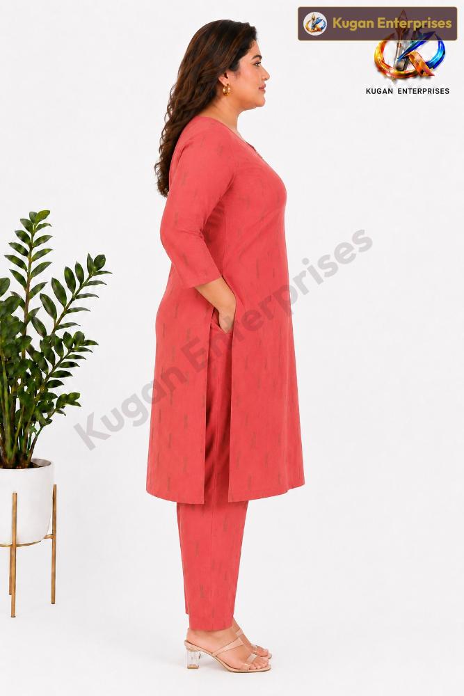 Coral Micro-Geometric Printed Plus-Size Kurta Pant Set
